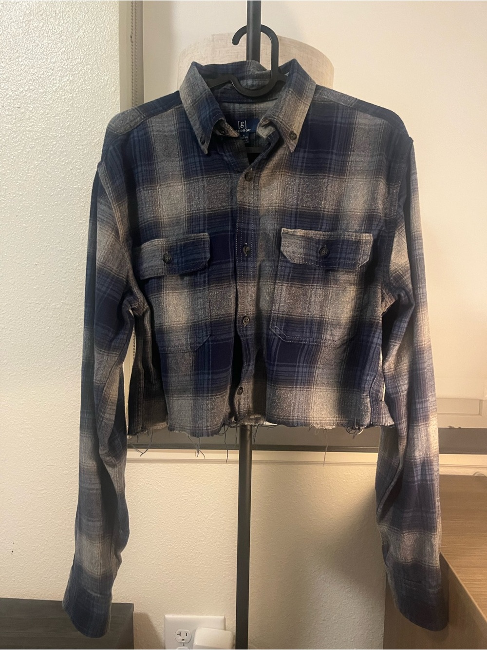 George Button Down Flannel Crop Top - Blue/Gray Plaid